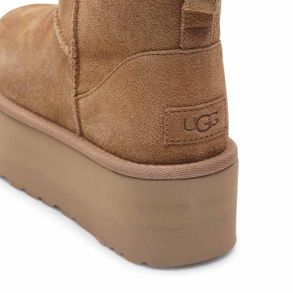 어그 W 클래식 미니 플랫폼 부츠 체스트넛 1134991-CHE