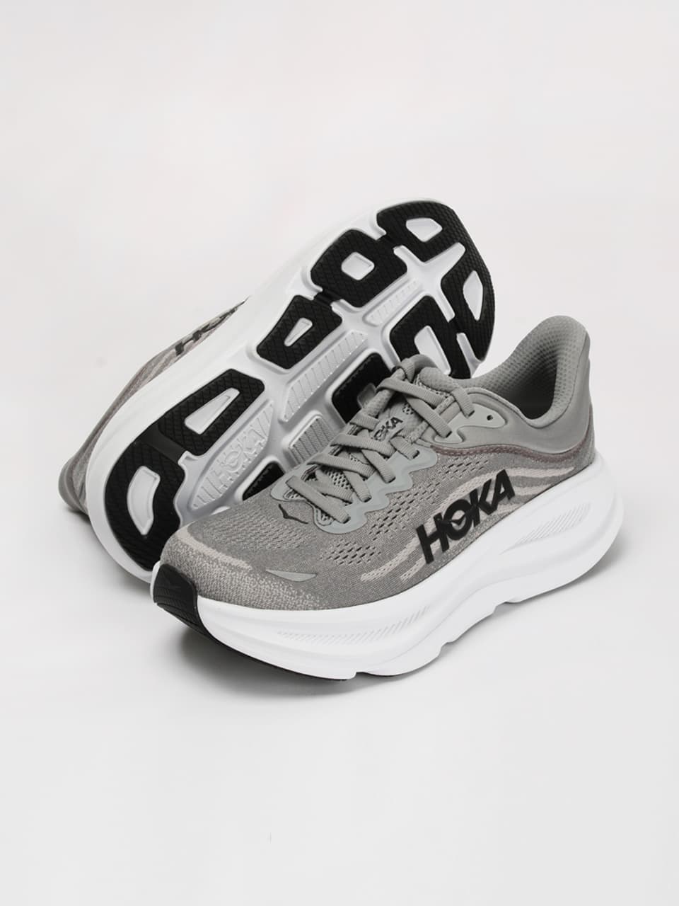호카 남성 운동화 본디9 와이드 스텔라 그레이 1162013-GCTC