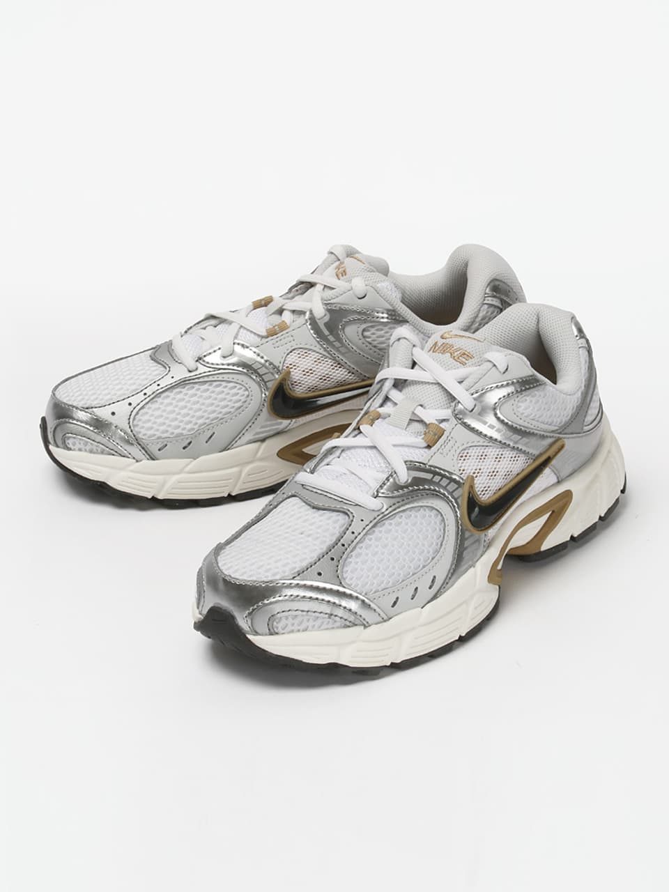 나이키 운동화 V5 RNR 남성 런닝화 화이트 파라슈트 베이지 HJ5228-102