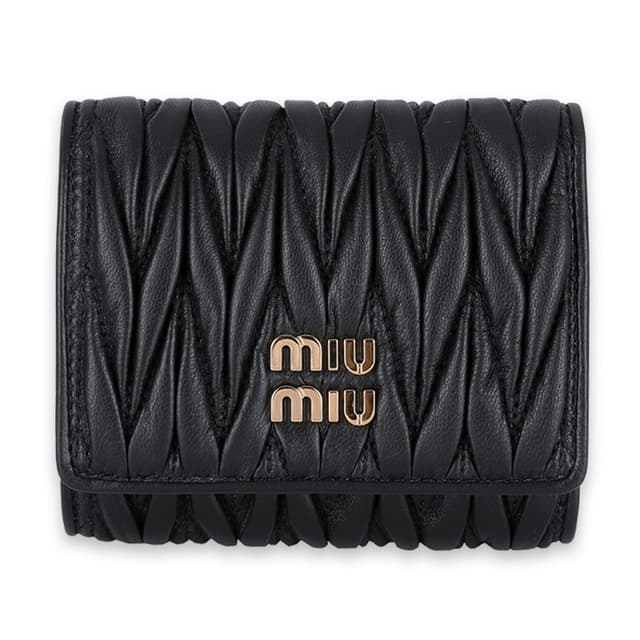 디몬트 24 S/S 미우미우 여성 마테라세 나파 레더 반지갑(블랙) 5MH033 2FPP F0002