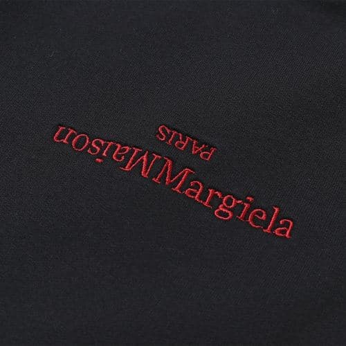 메종 마르지엘라 로고 스티치 맨투맨 블랙 S50GU0166