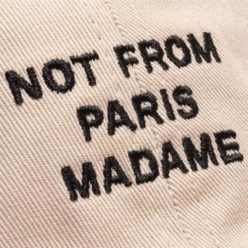 23SS 당일 드롤드무슈 슬로건 캡 베이지 PERM-PCAP2