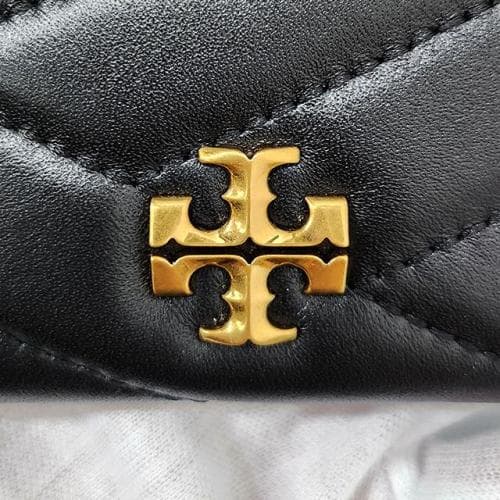 [논현 더팩토리](당일) 24SS 토리버치 KIRA 키라 쉐브론 카드 지갑 (90345 001)