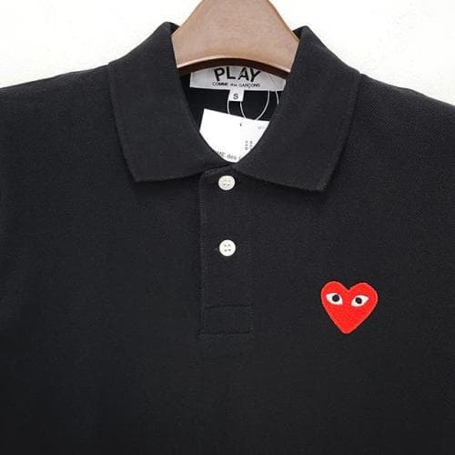 [논현 더팩토리](당일) 24SS 꼼데가르송 여성 플레이 레드 하트 패치 폴로 반팔티 (P1T005A)