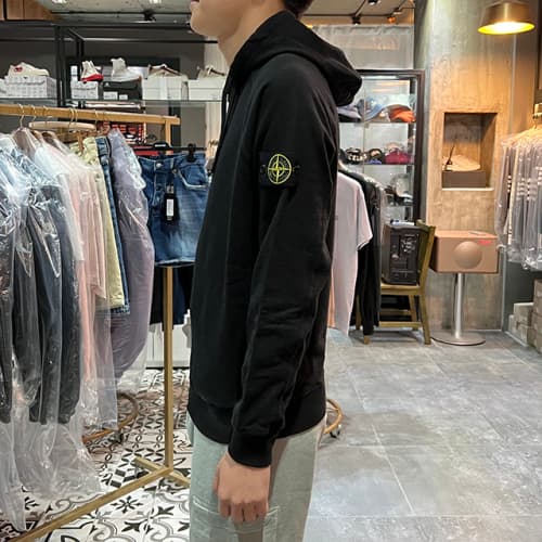 [논현 더팩토리](당일) 스톤아일랜드 와펜 가먼트 다이드 후드티 (781562160 V0029)