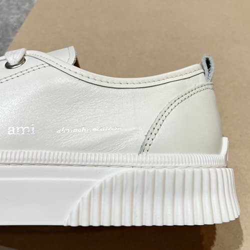 [논현 더팩토리](당일) 아미 남성 아미솔 로우탑 스니커즈 (USN424 853 150)