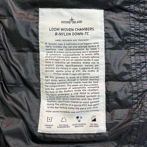 [논현 더팩토리](당일) 스톤아일랜드 와펜 경량 패딩 다운 자켓 (781541524 V0020)