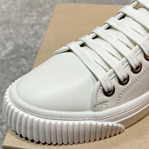 [논현 더팩토리](당일) 아미 남성 아미솔 로우탑 스니커즈 (USN424 853 150)