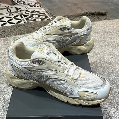 [논현 더팩토리](당일) 뉴발란스 스니커즈 (ML725T WHITE)