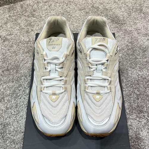 [논현 더팩토리](당일) 뉴발란스 스니커즈 (ML725T WHITE)
