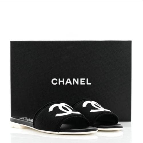 24SS 샤넬 타임세일! CC로고 뮬 G45403 229만원->1,885,000원