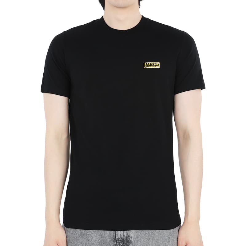 디몬트 23 S/S 바버 남성 인터내셔널 에센셜 스몰 로고 반팔(블랙) MTS0141 MTS BK31