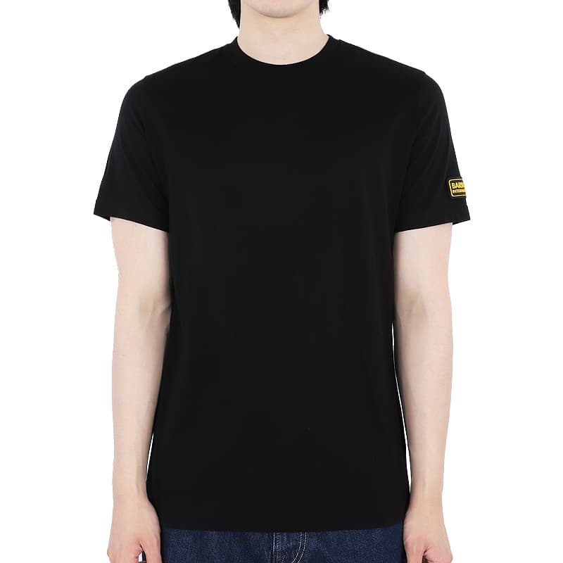 디몬트 23 S/S 바버 남성 에센셜 소매 로고 패치 반팔(블랙) MTS0982 MTS BK31