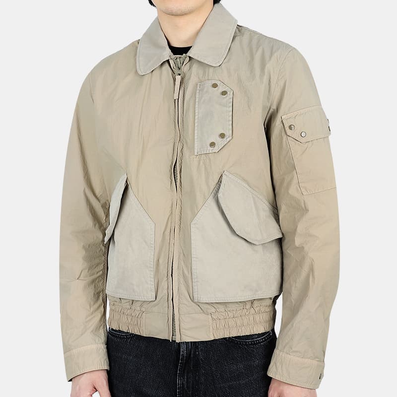 디몬트 22 F/W 텐씨 남성 멀티 포켓 봄버 집업 자켓(베이지) 22CTCUC01154 003780 903