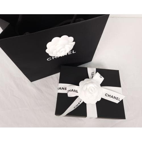 [국내배송] 쇼핑백 풀셋 샤넬 보이 캐비어 반지갑 은장 블랙 A80734 B01489 94305