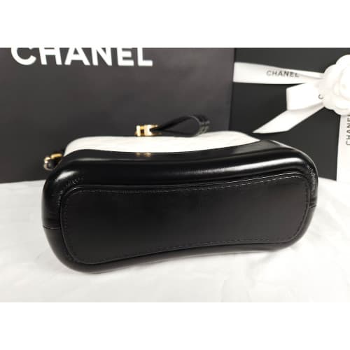 [국내배송] 쇼핑백 풀셋 내장칩 샤넬 가브리엘 호보백 스몰 화이트 A91810 Y61477 C0200