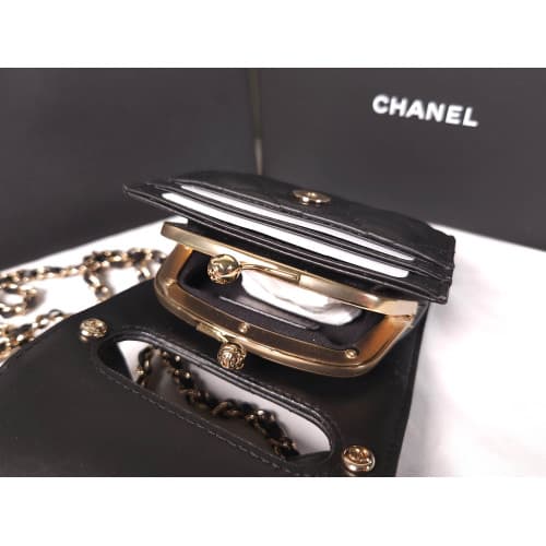 샤넬 레트로 핸들 체인백 램스킨 블랙 AP2837 B08440 94305