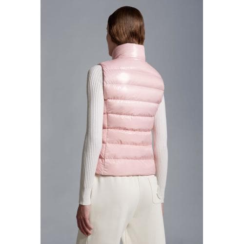 [당일배송]위너스애비뉴 몽클레어 ZoZ Ghany 로고 패치 패딩 베스트 1A5250068950500