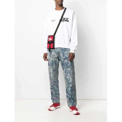 오프화이트 테크 마커 맨투맨 OMBA035S21FLE001