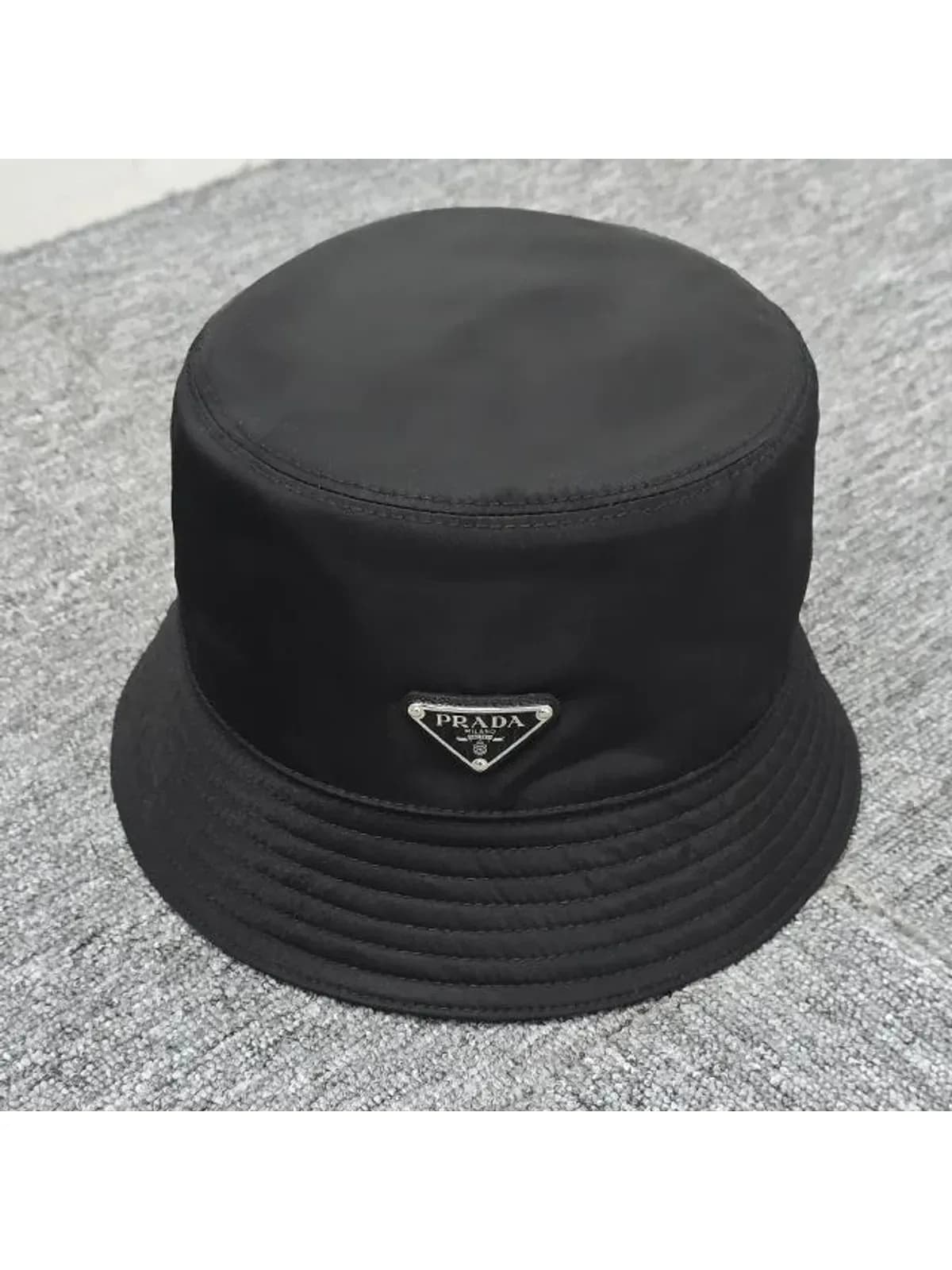 [논현 더팩토리](당일) 25FW 프라다 삼각 로고 리나일론 버킷햇 모자 (1HC137 2DMI F0002)