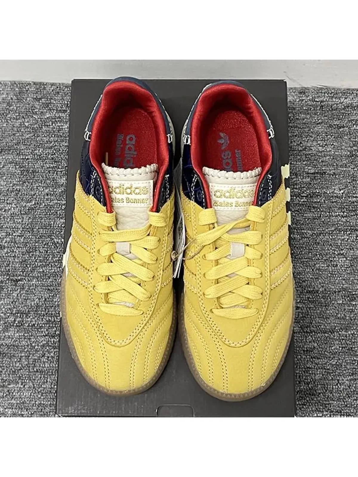 [논현 더팩토리](당일) 24FW 아디다스 X 웨일스 보너 삼바 MN 스니커즈 (IH8407)