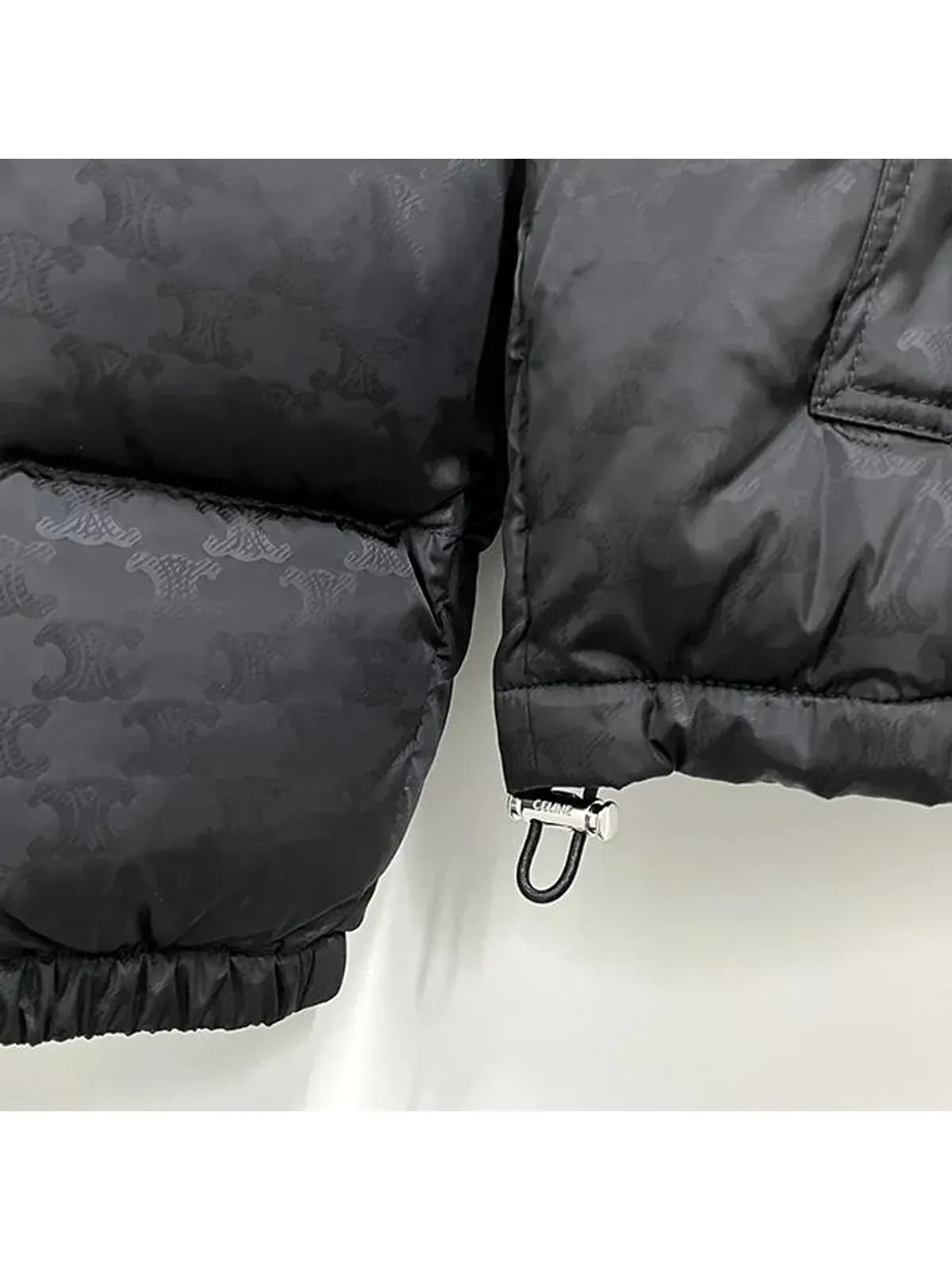 [논현 더팩토리](당일) 25SS 셀린느 트리옹프 나일론 자카드 다운 패딩 자켓 (2W31A795W 38NO)