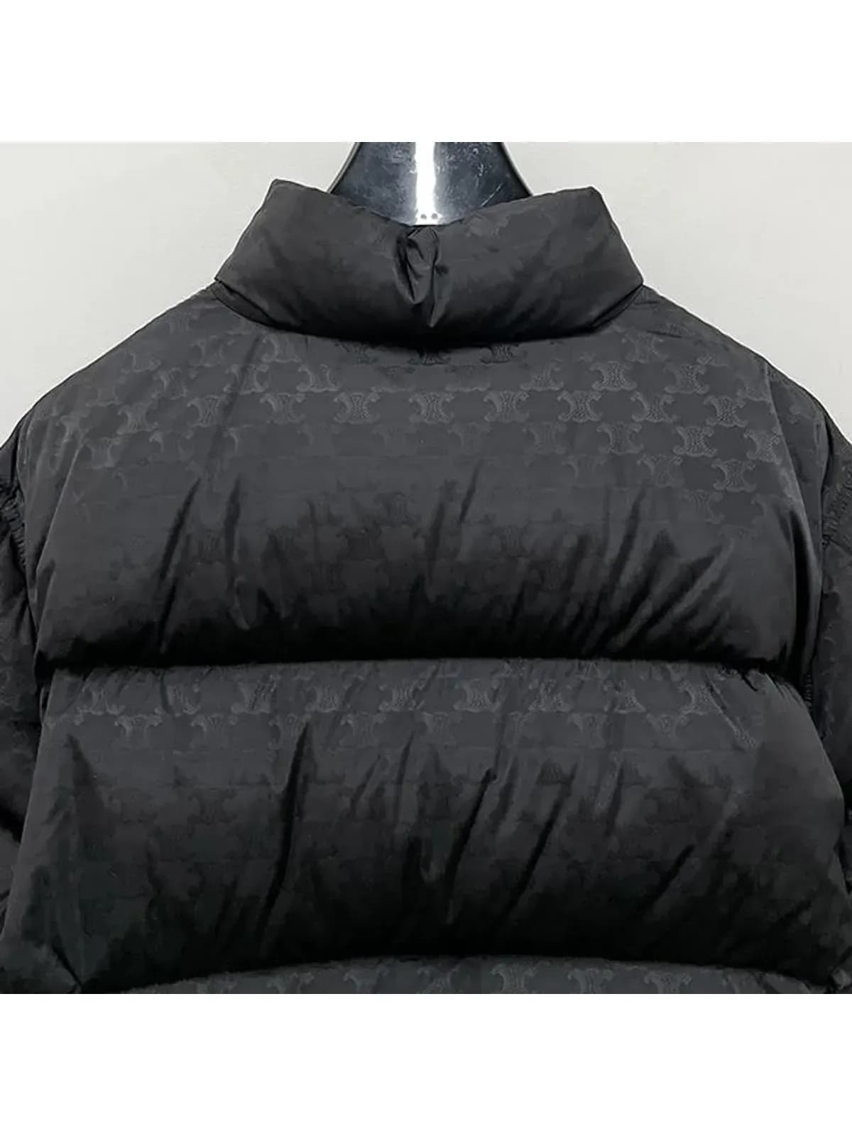 [논현 더팩토리](당일) 25SS 셀린느 트리옹프 나일론 자카드 다운 패딩 자켓 (2W31A795W 38NO)