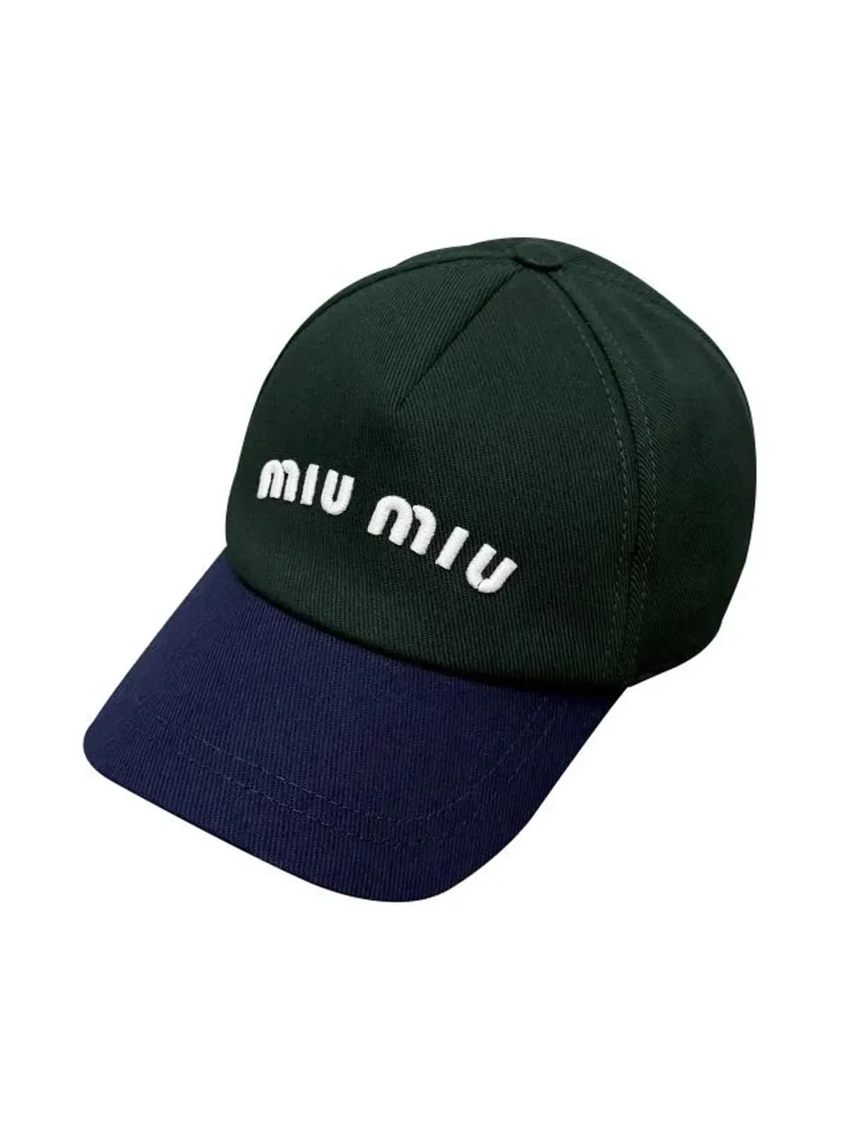 [논현 더팩토리](당일) 25SS 미우 미우 자수 로고 드릴 볼캡 모자 (5HC179 ACQ1 F03RF)